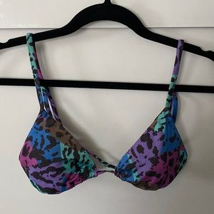 Victoria’s Secret Bikini Top size medium
